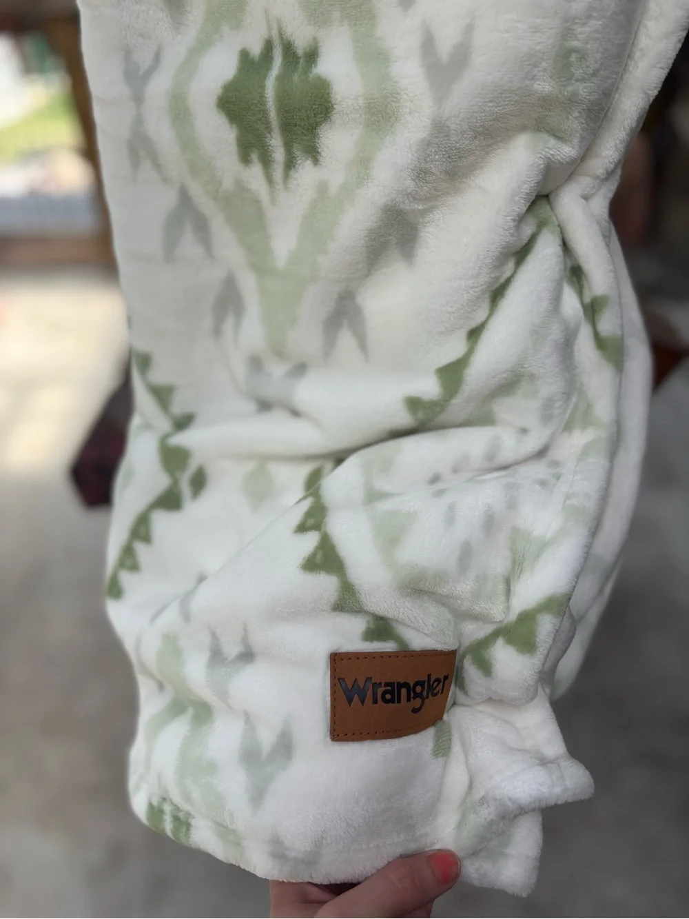 Nwt Wrangler Aztec Full/ Queen Blanket